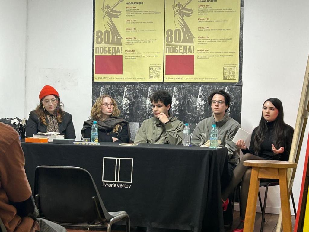 Bate-papo A Reprodutibilidade no Ultra-contemporâneo.